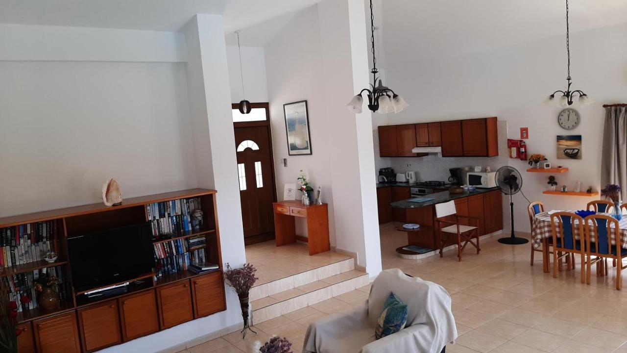 Chriseleni Latchi Villas Polis Exterior photo