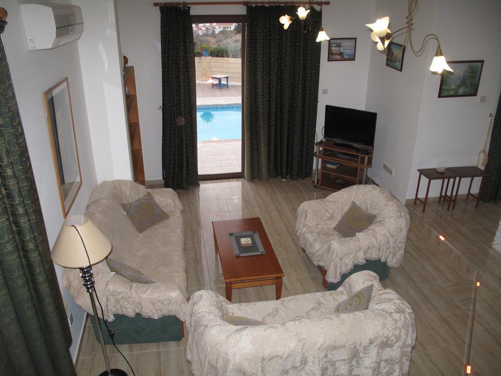Chriseleni Latchi Villas Polis Exterior photo