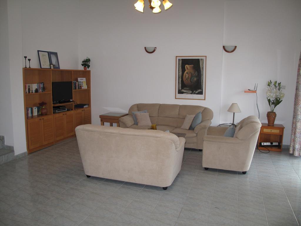 Chriseleni Latchi Villas Polis Exterior photo