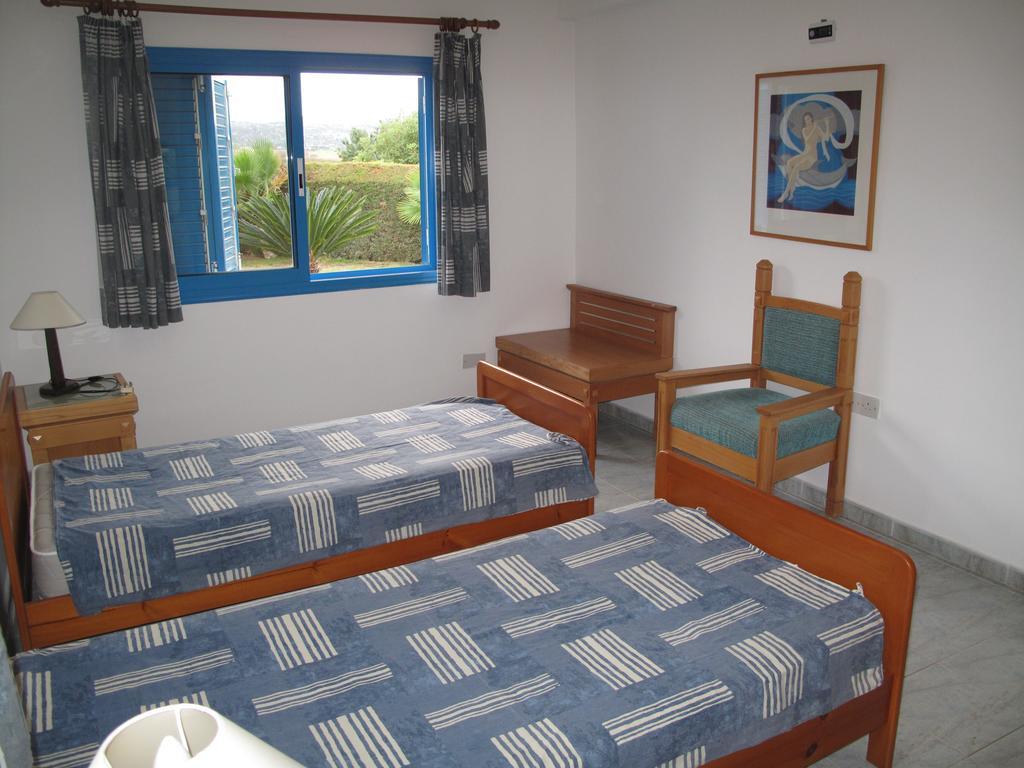Chriseleni Latchi Villas Polis Exterior photo