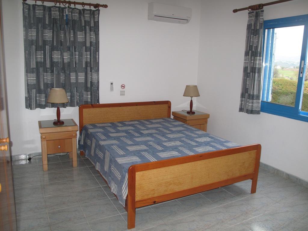 Chriseleni Latchi Villas Polis Exterior photo
